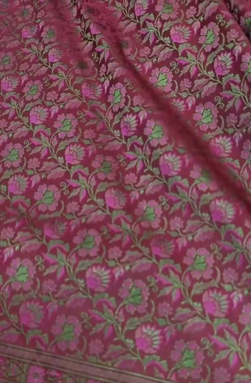 Rustic Red Banarasi Semi Katan Silk Tanchoi Brocade Saree