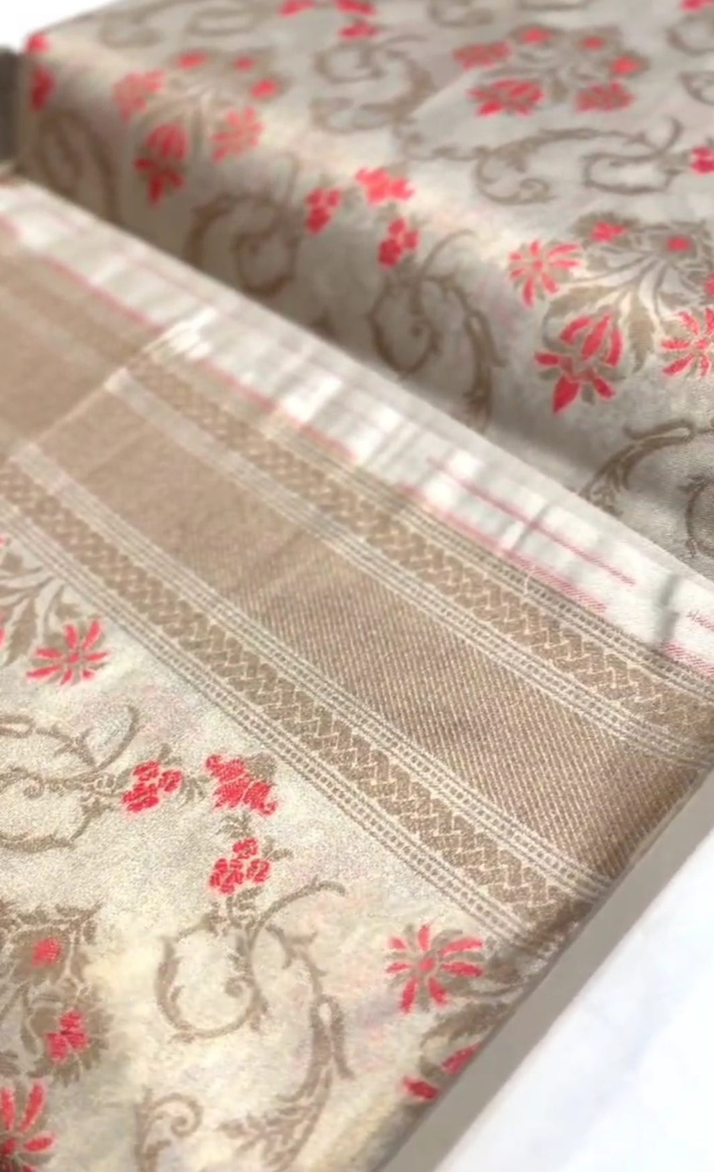 Beige Banarasi Soft Tissue Silk Meenakari Saree
