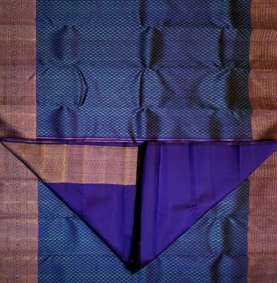 Midnight Blue Kanchipuram Handloom 2G Gold Pattu Silk Saree