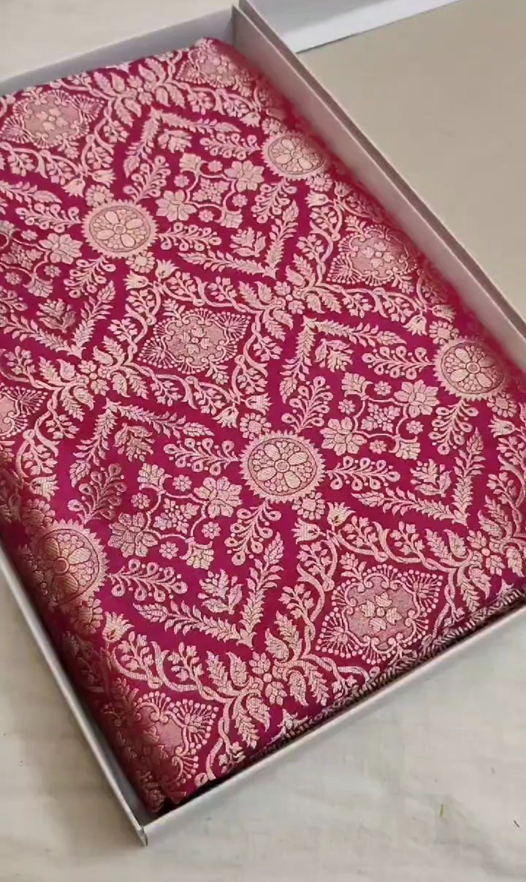 Dual Tone Hot Pink Banarasi Håndvæv Katan Silk Brocade Saree