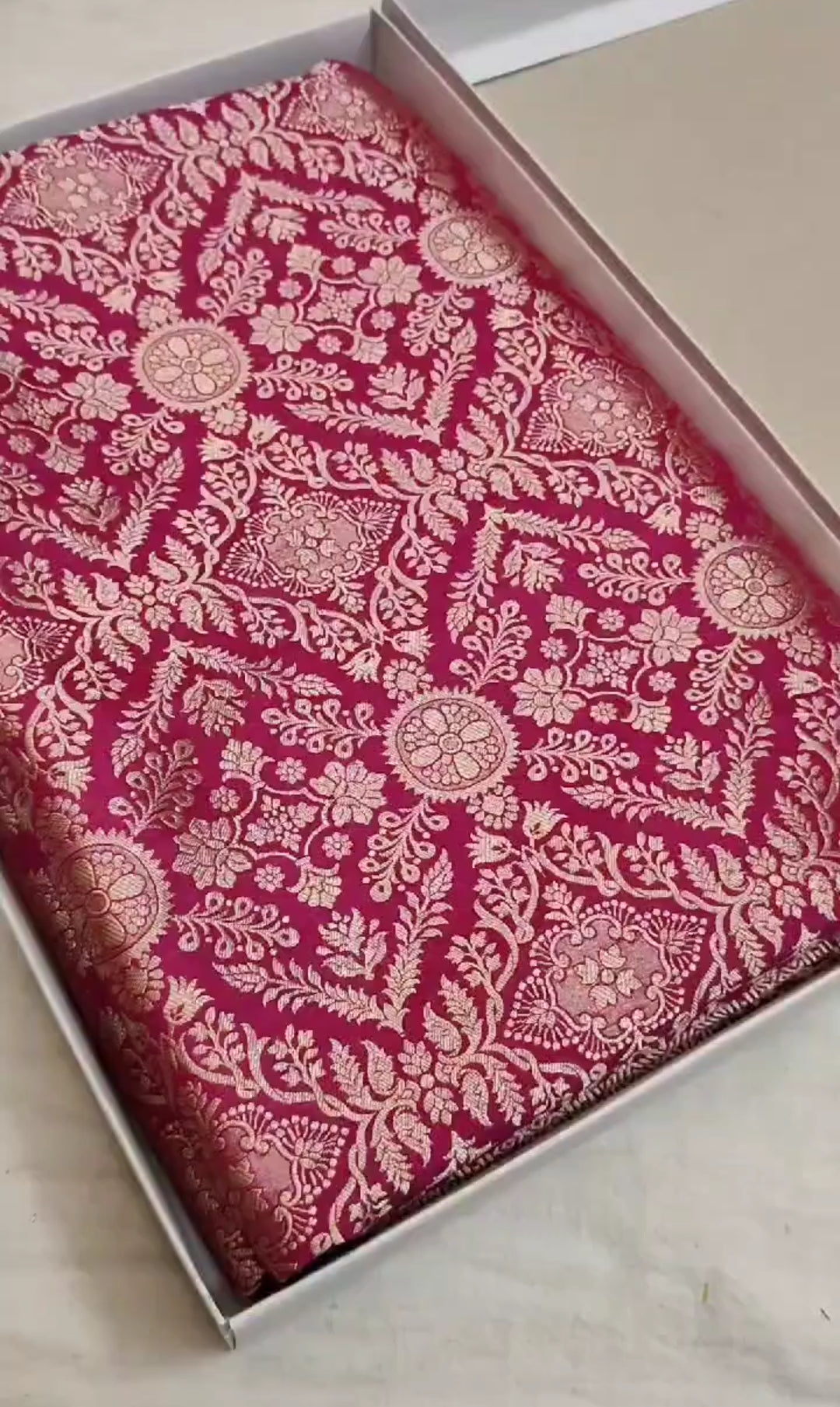 Dual Tone Hot Pink Banarasi Håndvæv Katan Silk Brocade Saree