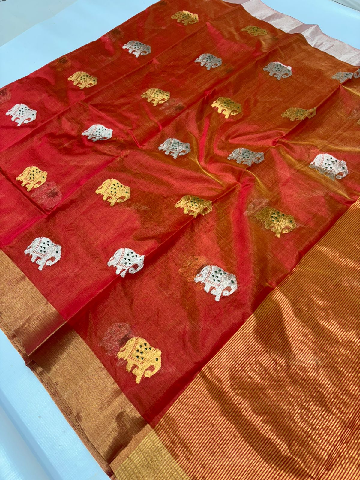 Chilly Red Chanderi Handloom Pattu Silk Eknal Buttas Saree