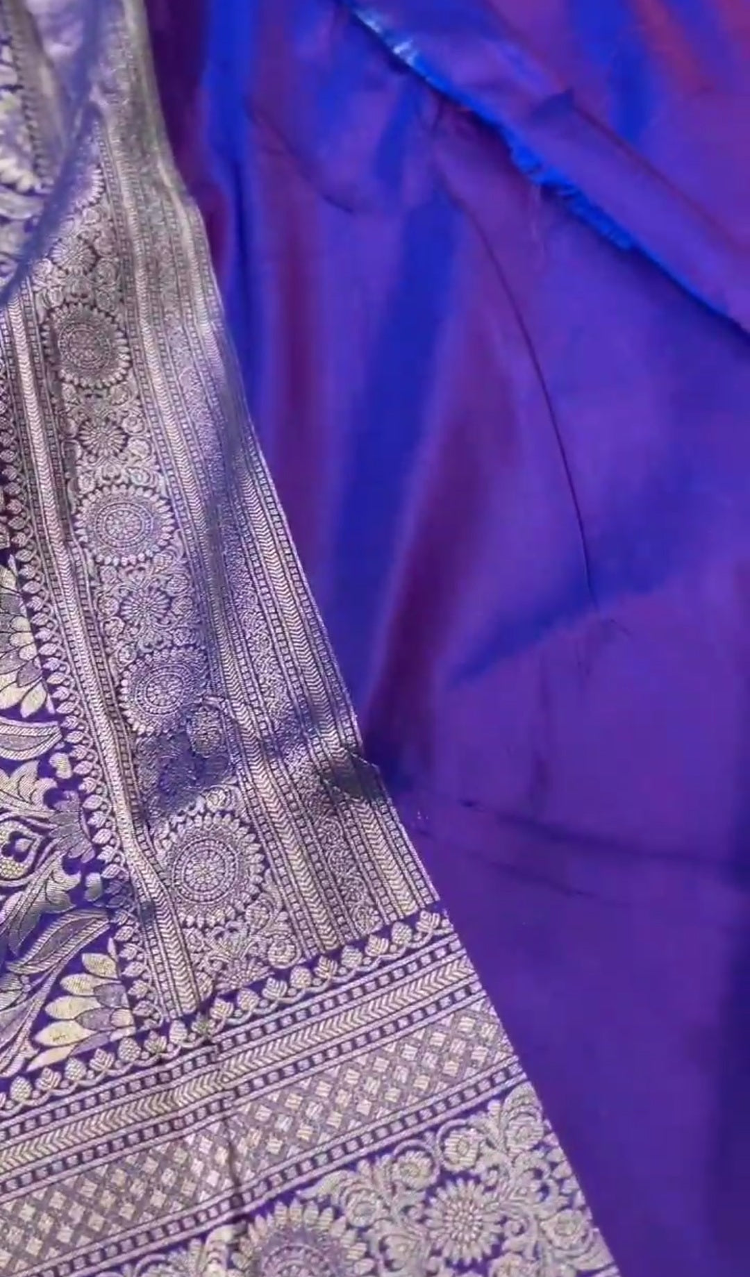 Lilla Banarasi Håndvæv Katan Silk Meenakari Saree