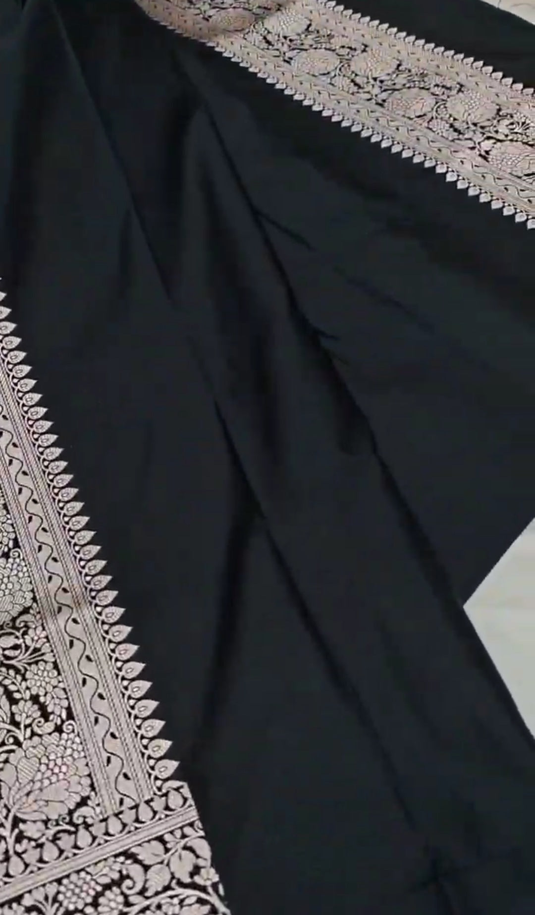 Black Banarasi Mashru Soft Silk Saree