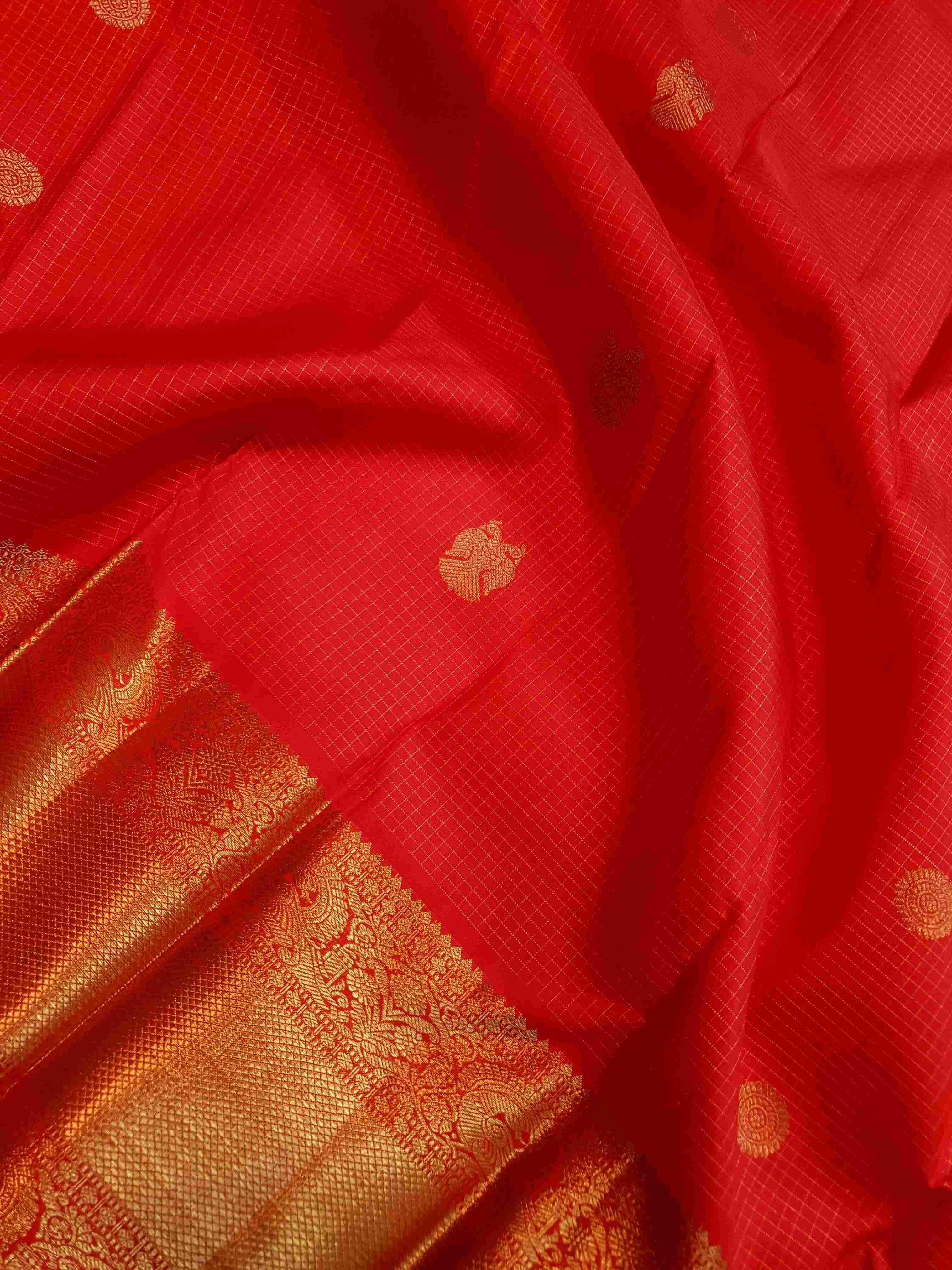 Red Kanchipuram Handloom 4G Pure Gold Pattu Silk Saree