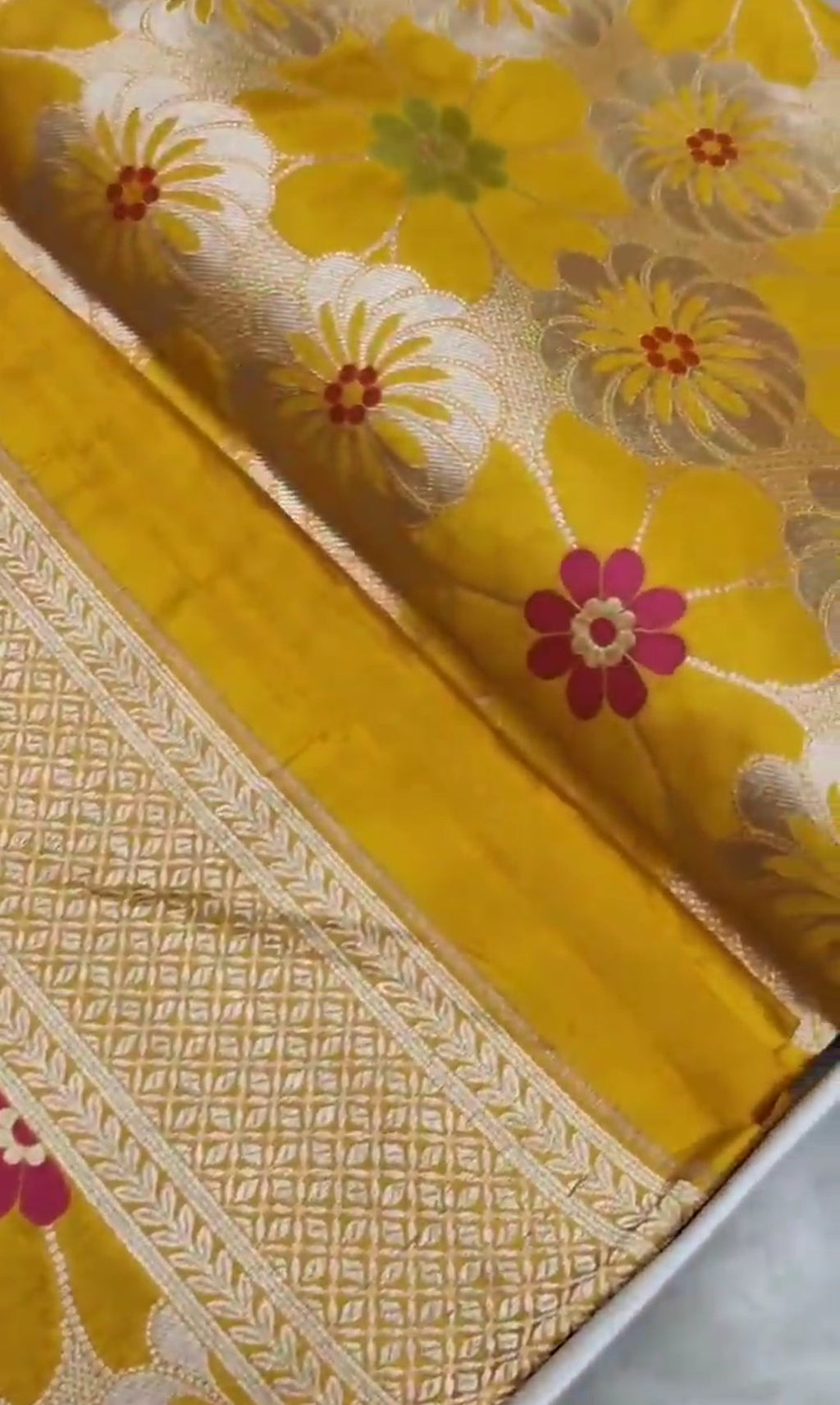 Gold Banarasi Handloom Katan Silk Meenakari Saree