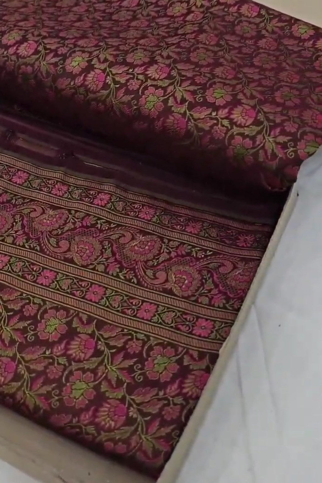 Vin Banarasi Semi Katan Silk Tanchoi Brocade Saree