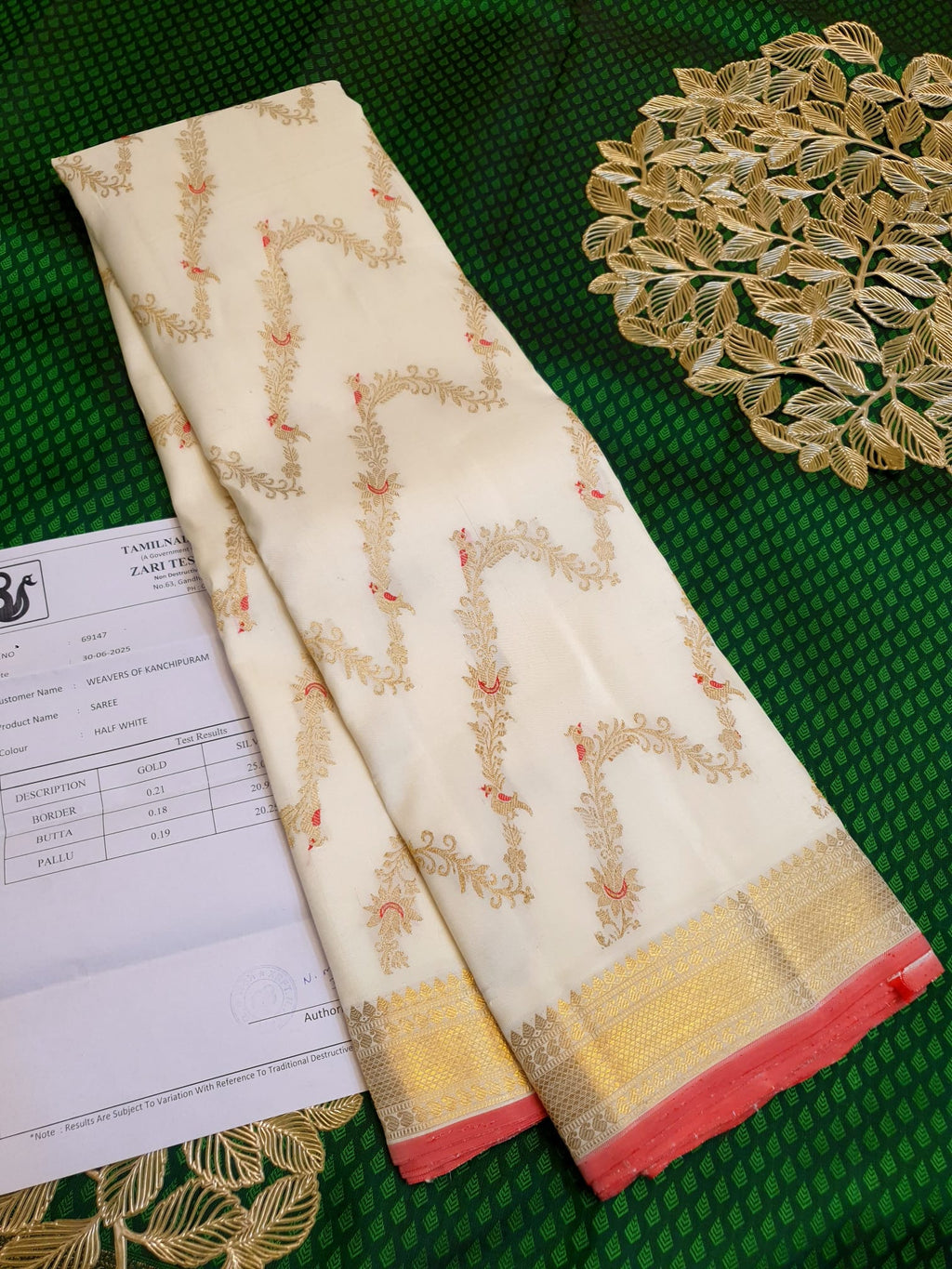 Off White Kanchipuram Handloom 3G Guld Pattu Silk Meenakari Saree