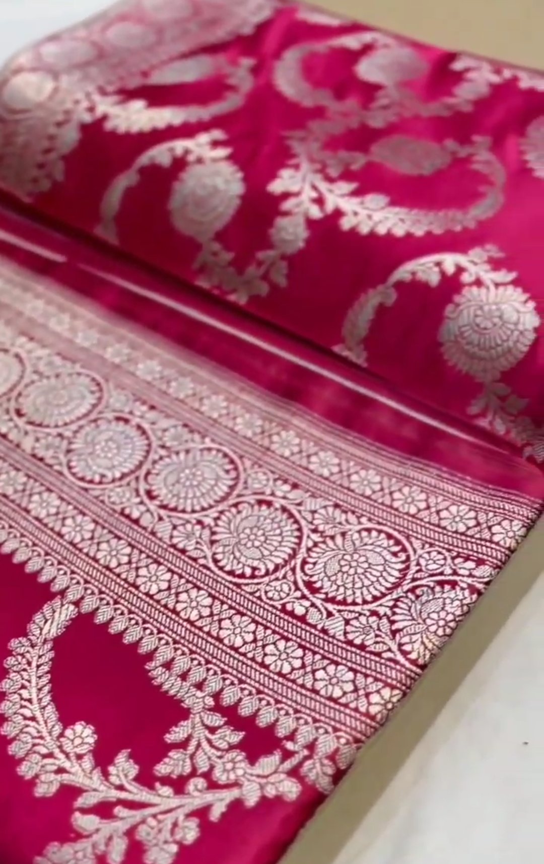 Hot Pink Banarasi Mashru Soft Silk Saree
