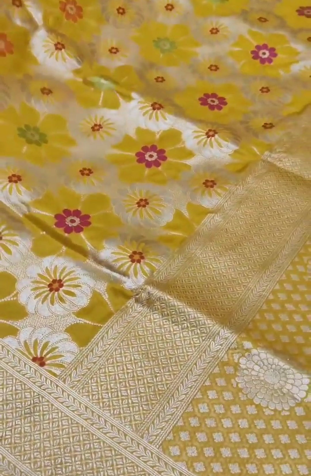 Gold Banarasi Handloom Katan Silk Meenakari Saree