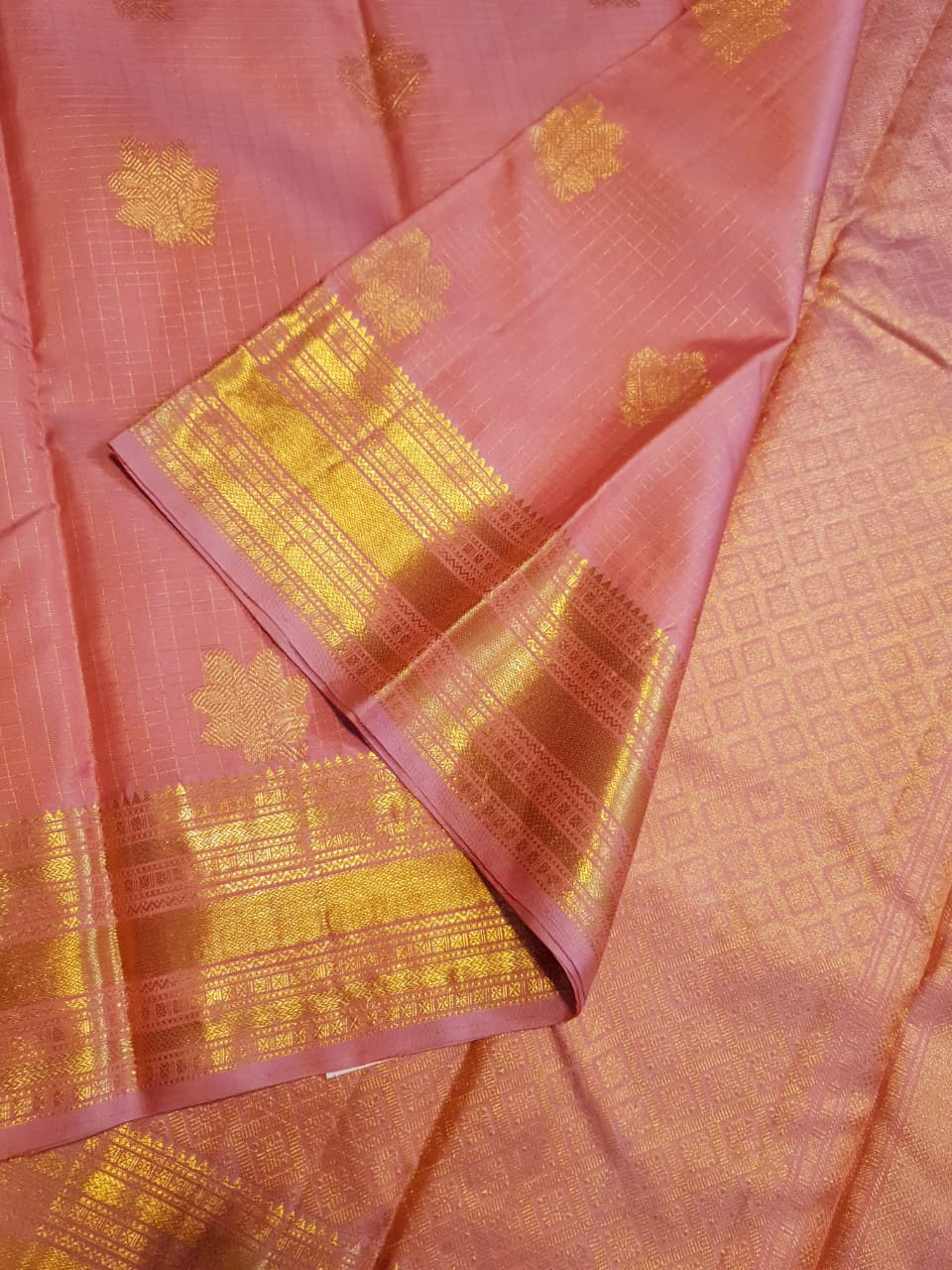 Peach Kanchipuram Handloom 2G Gold Vairaoosi Silk Saree