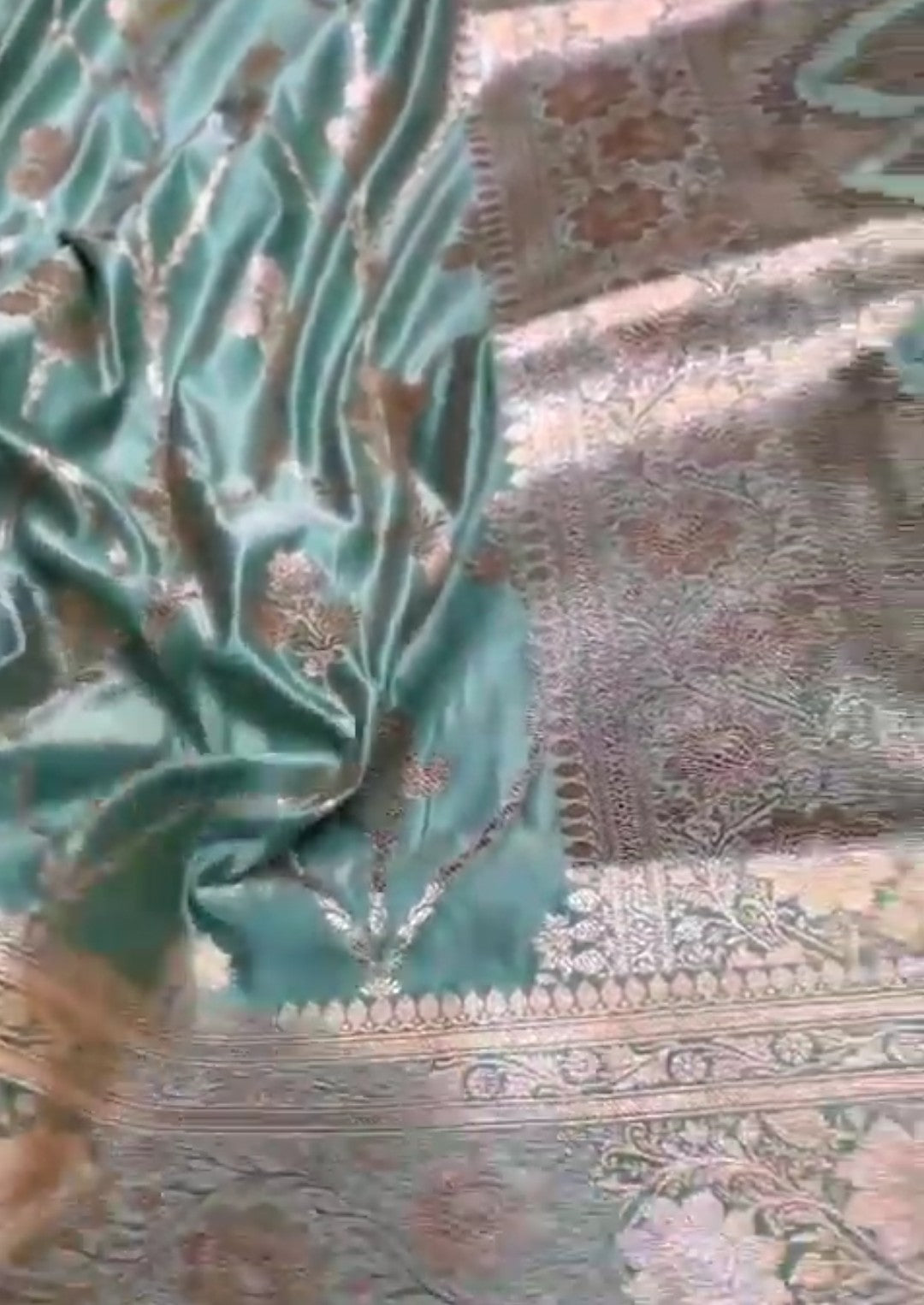 Pastelfarvet havgrøn Banarasi satin Katan-silke-saree
