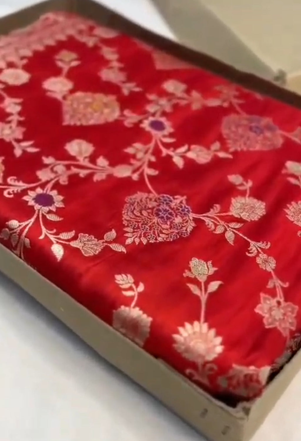 Chilly Red Banarasi Handloom Katan Silk Meenakari Saree