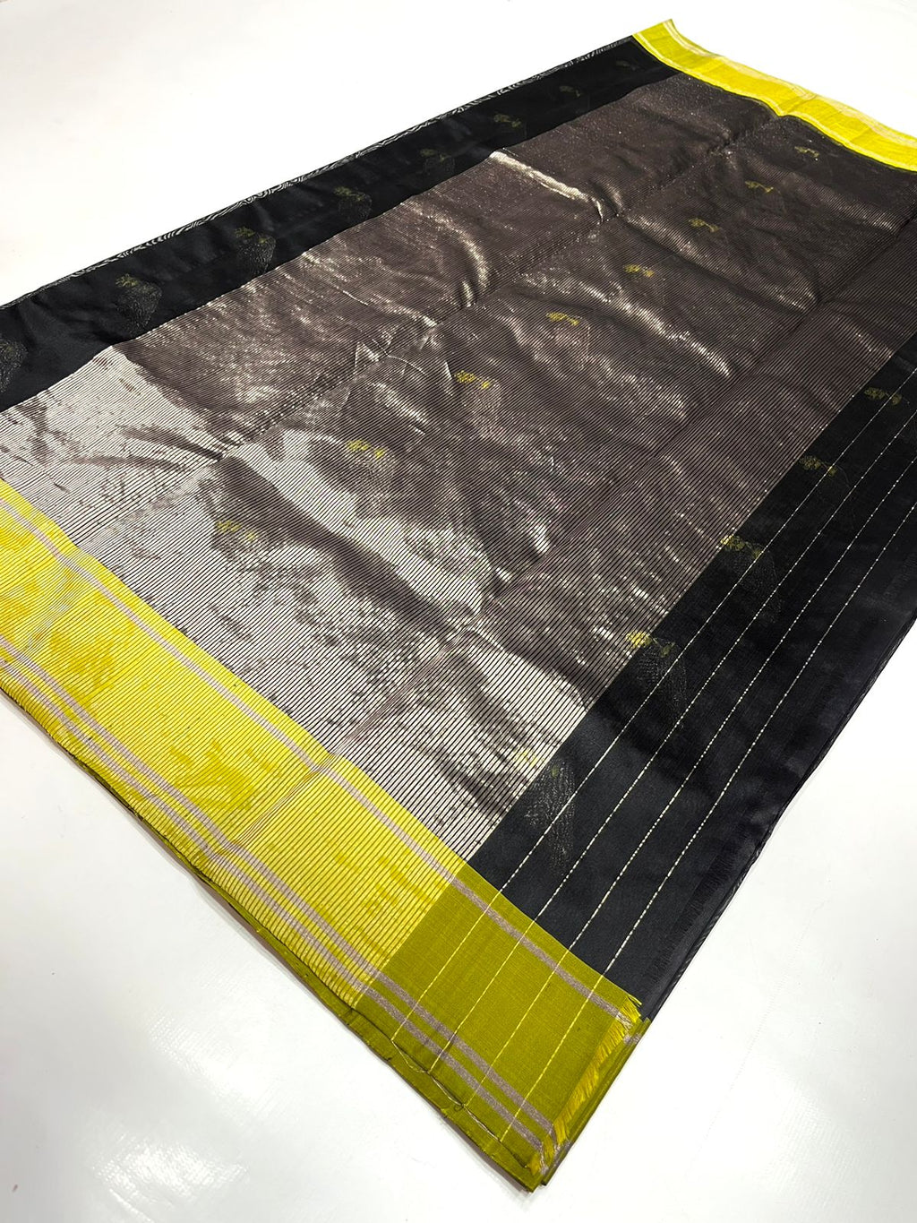 Sort Chanderi Håndvævet Pattu Silk Eknal Buttas Saree