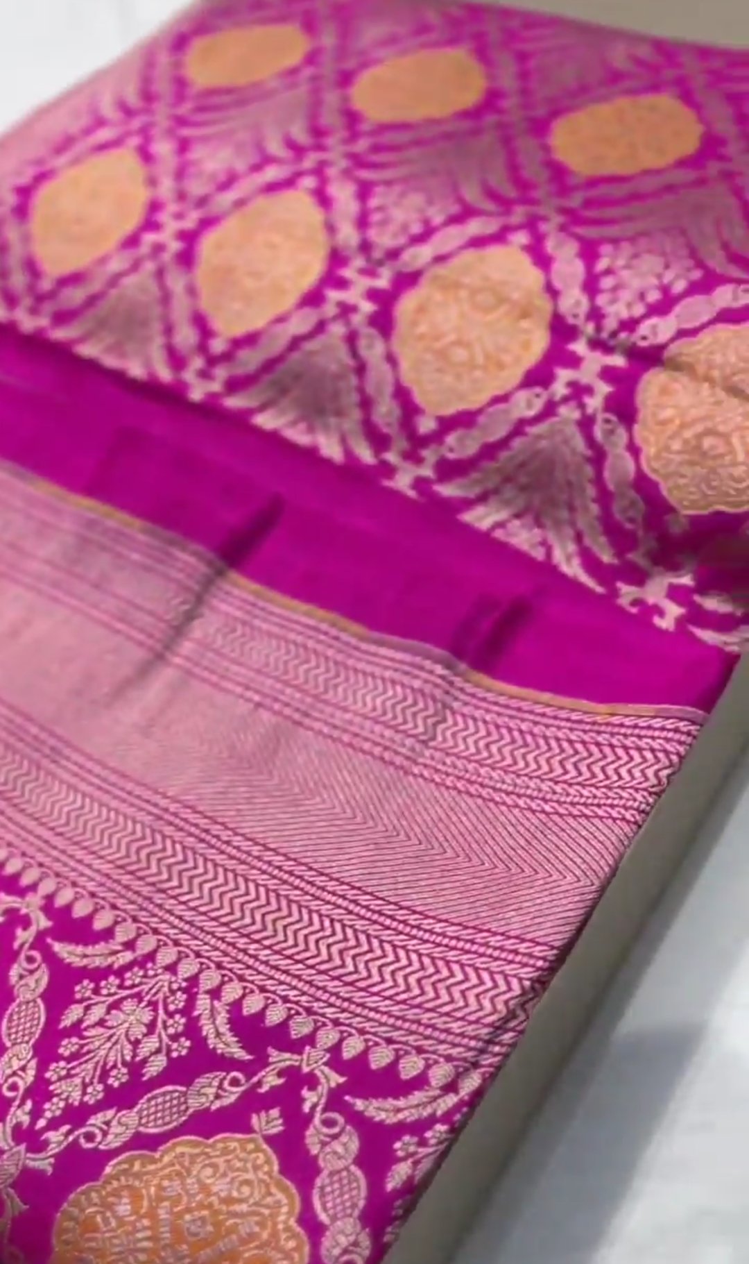 Dual Tone Hot Pink Banarasi Handloom Katan Silk Sona Rupa Saree