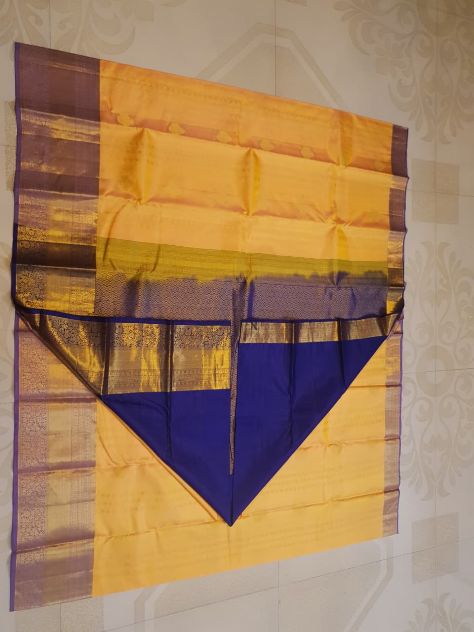 Golden Yellow Kanchipuram Handloom 2G Gold Pattu Silk Saree