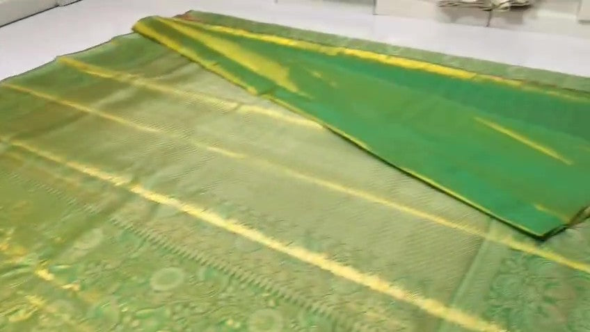 Emerald Green Kanchipuram Handloom Tissue Brocade Silk Saree