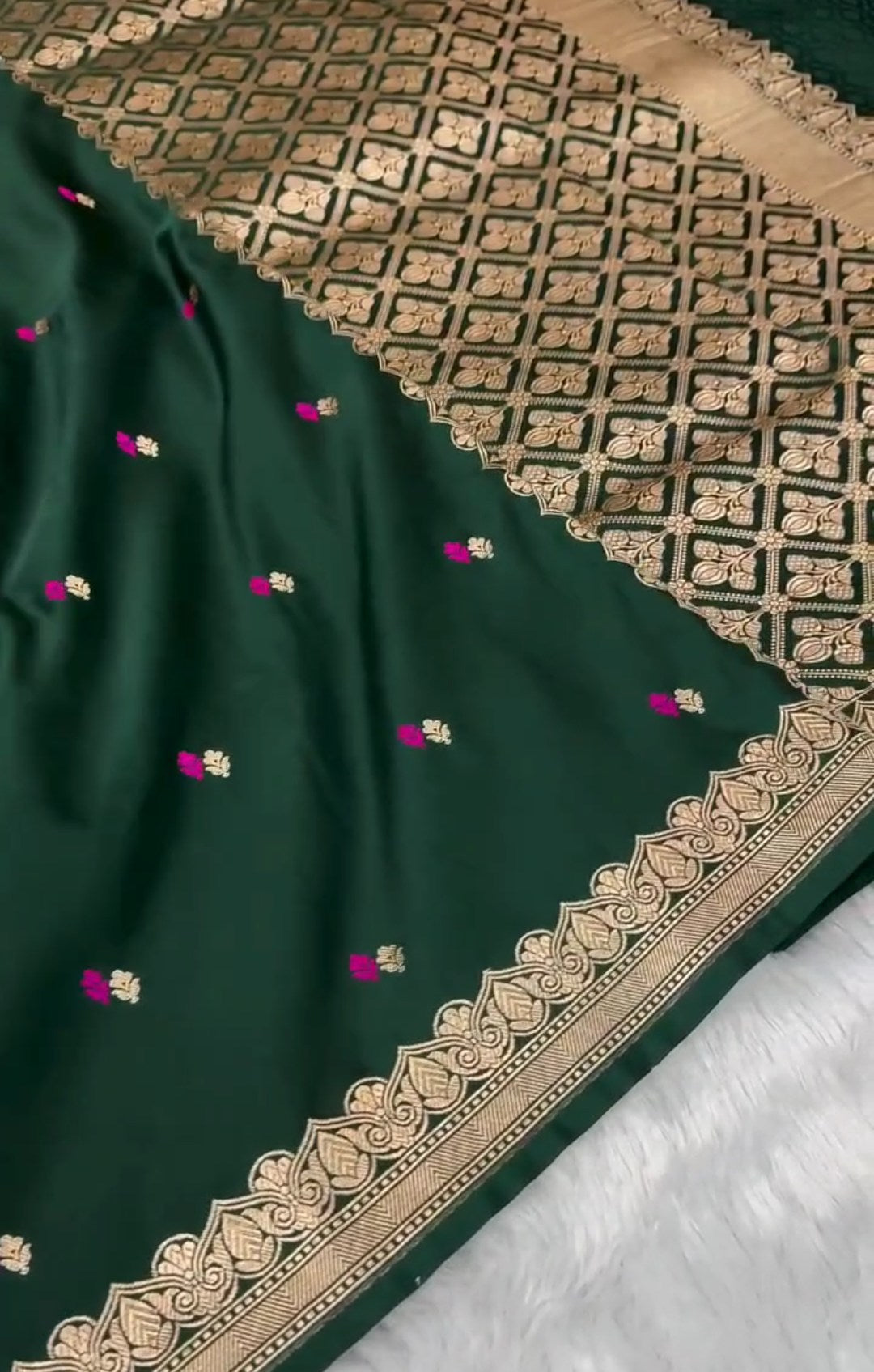 Dark Green Banarasi Mashru Soft Silk Saree