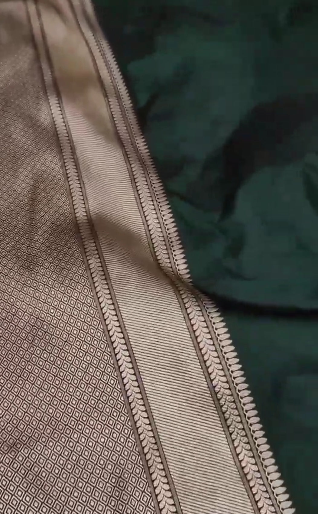 Bottle Green Banarasi Handloom Katan Silk Saree