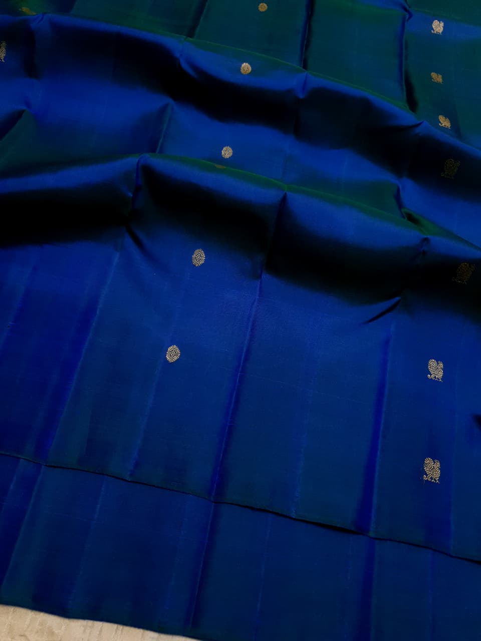 Dark Blue Kanchipuram Handloom 3G Pure Gold Pattu Silk Saree