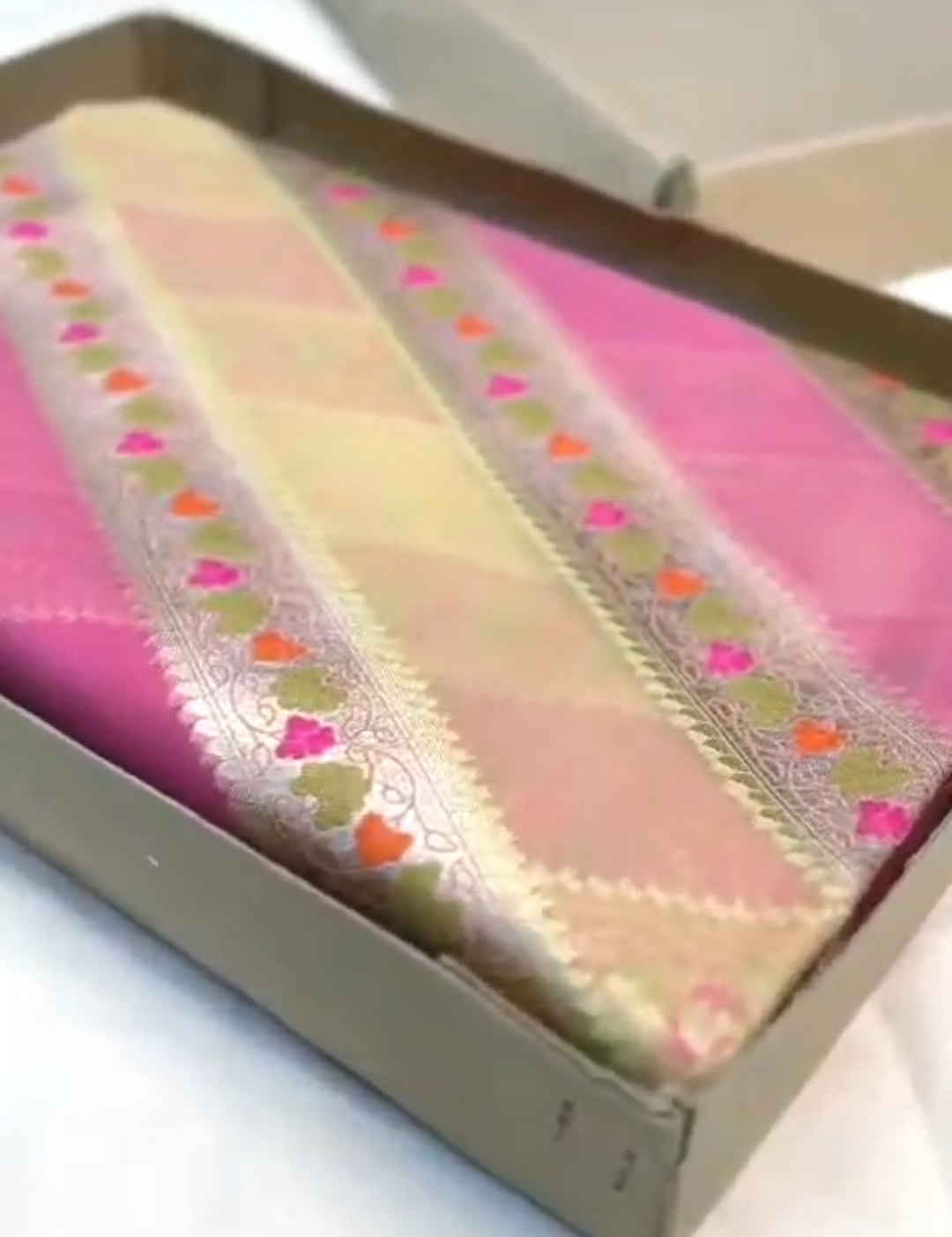 Lemon Banarasi Handloom Kora Organza Silk Meenakari Saree