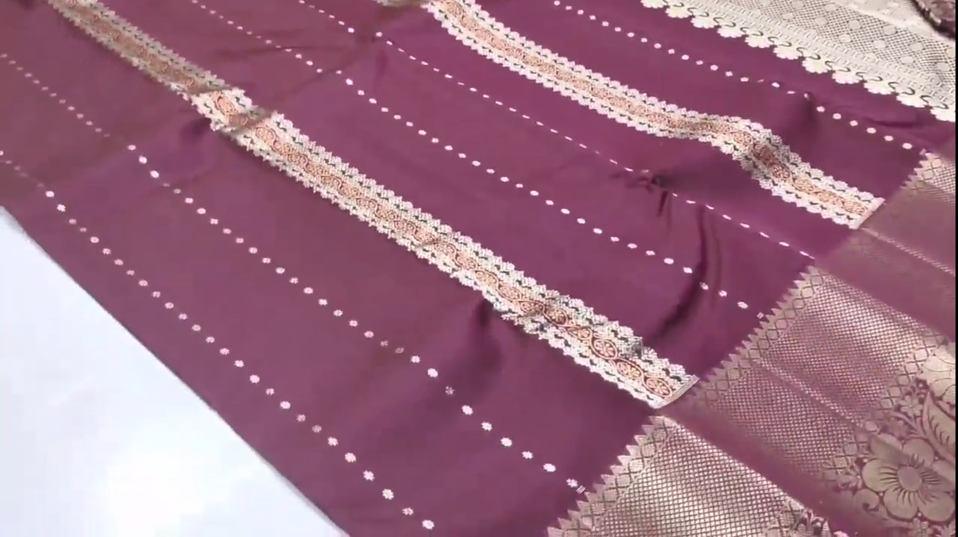 Maroon Kanchipuram Handloom Single Warp Pattu Silk Saree