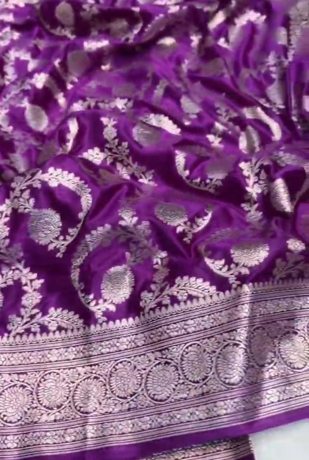 Lilac Banarasi Mashru Soft Silk Saree
