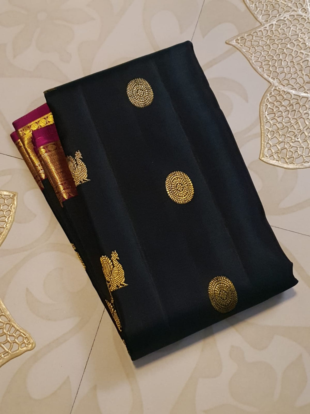 Black Kanchipuram Handloom 2G Gold Pattu Silk Saree with Malayil Charam and traditional Kanchi motifs.