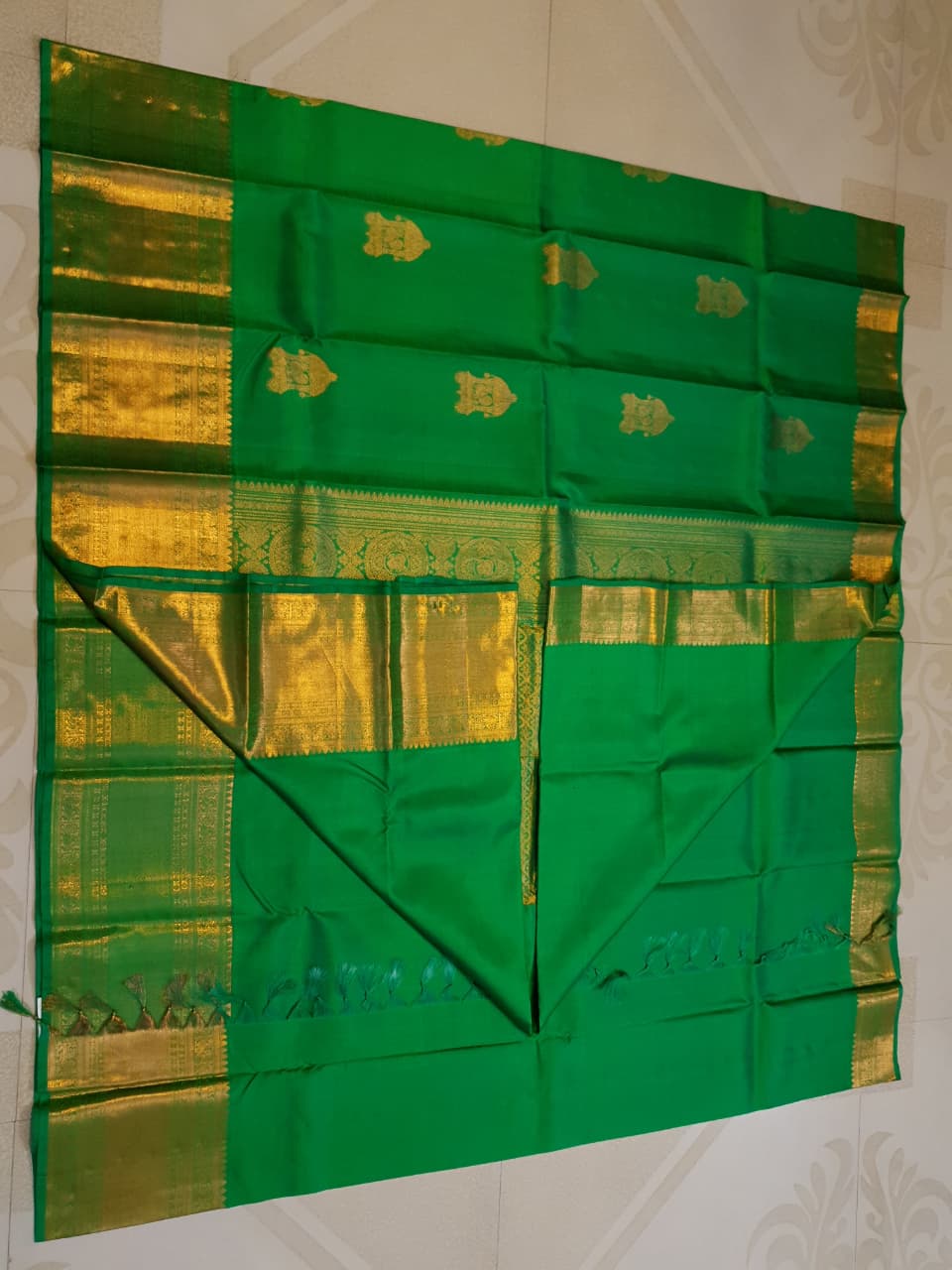 Green Kanchipuram Handloom 2G Gold Pattu Silk Saree