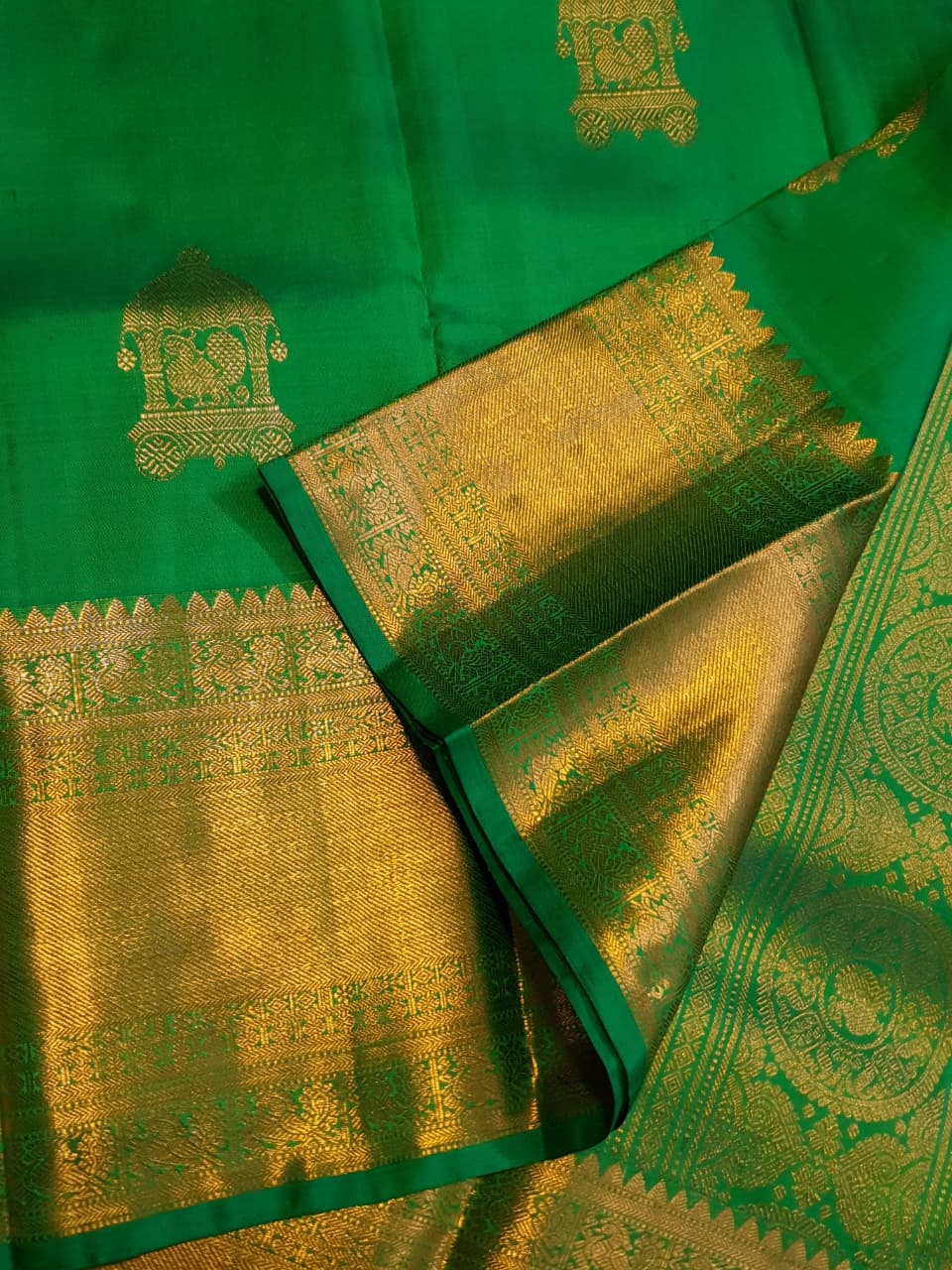 Green Kanchipuram Handloom 2G Gold Pattu Silk Saree