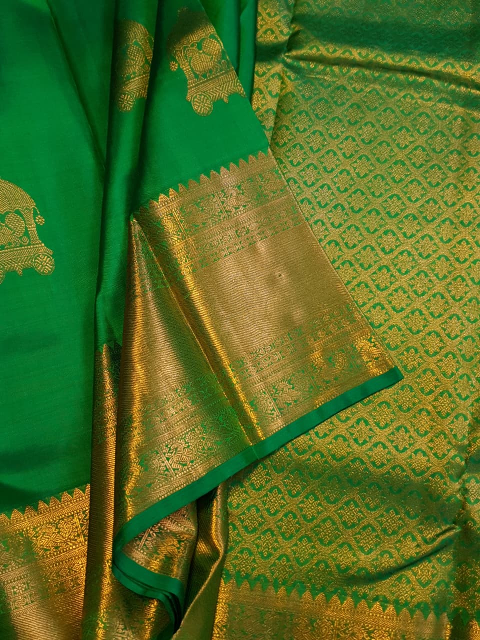 Green Kanchipuram Handloom 2G Gold Pattu Silk Saree