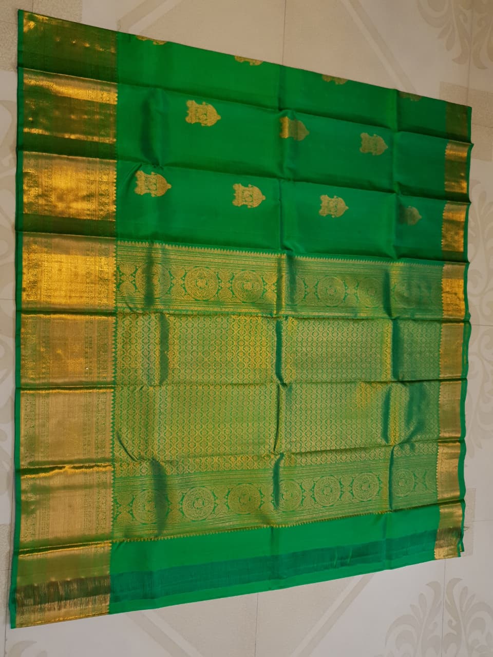 Green Kanchipuram Handloom 2G Gold Pattu Silk Saree