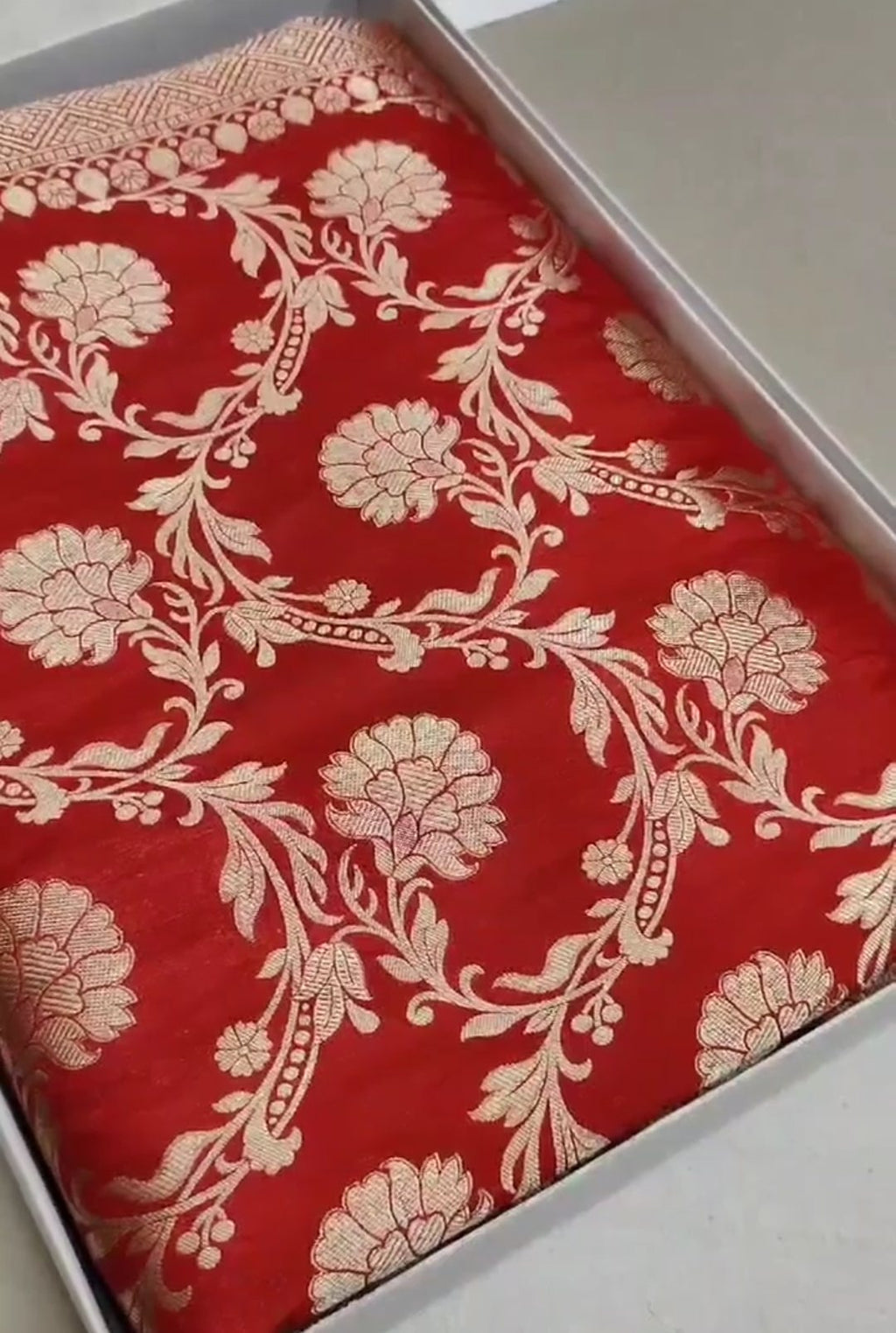 Red Banarasi Handloom Katan Silk Saree