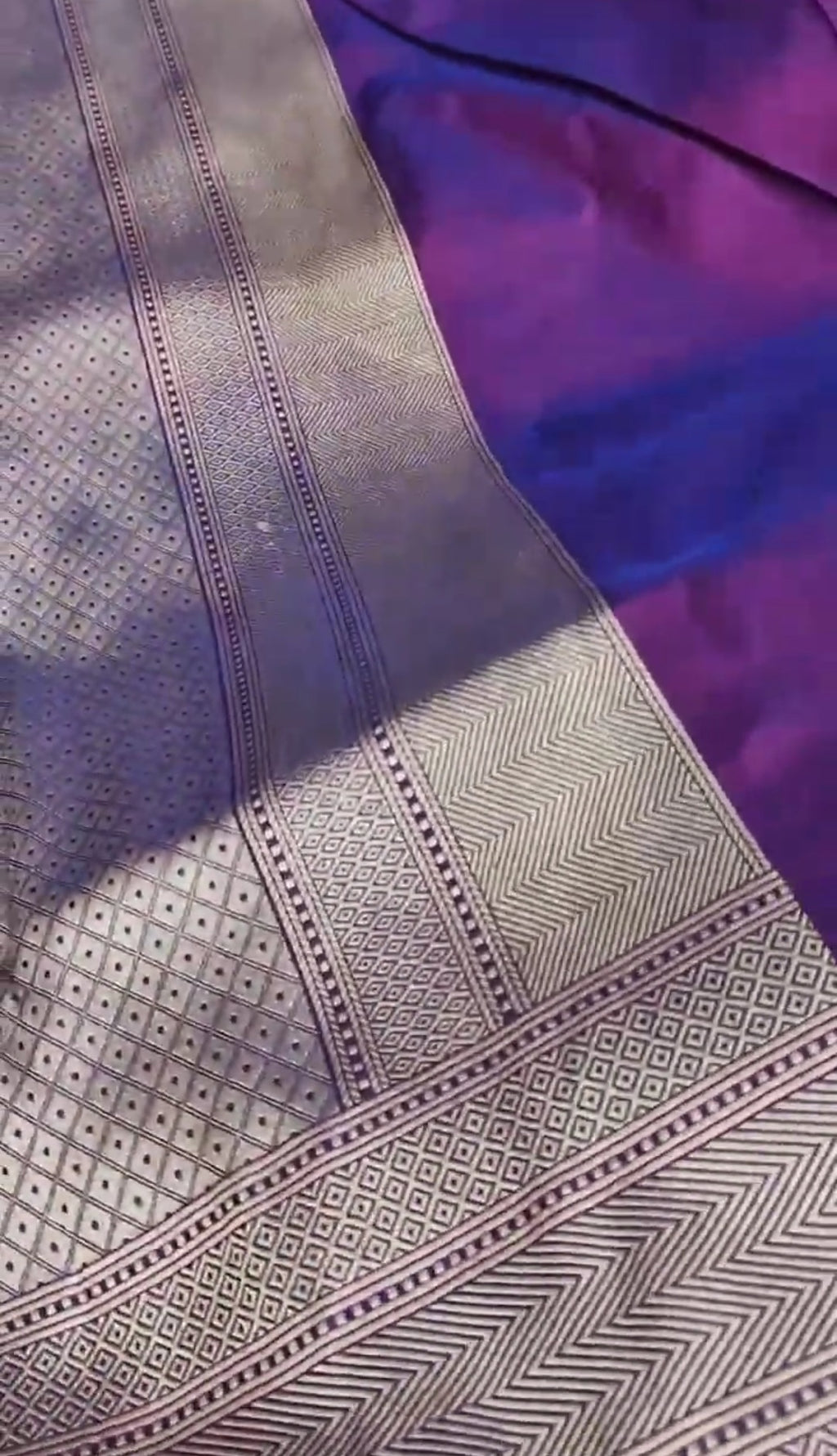 Dual Tone Purple Banarasi Handloom Katan Silk Brocade Saree