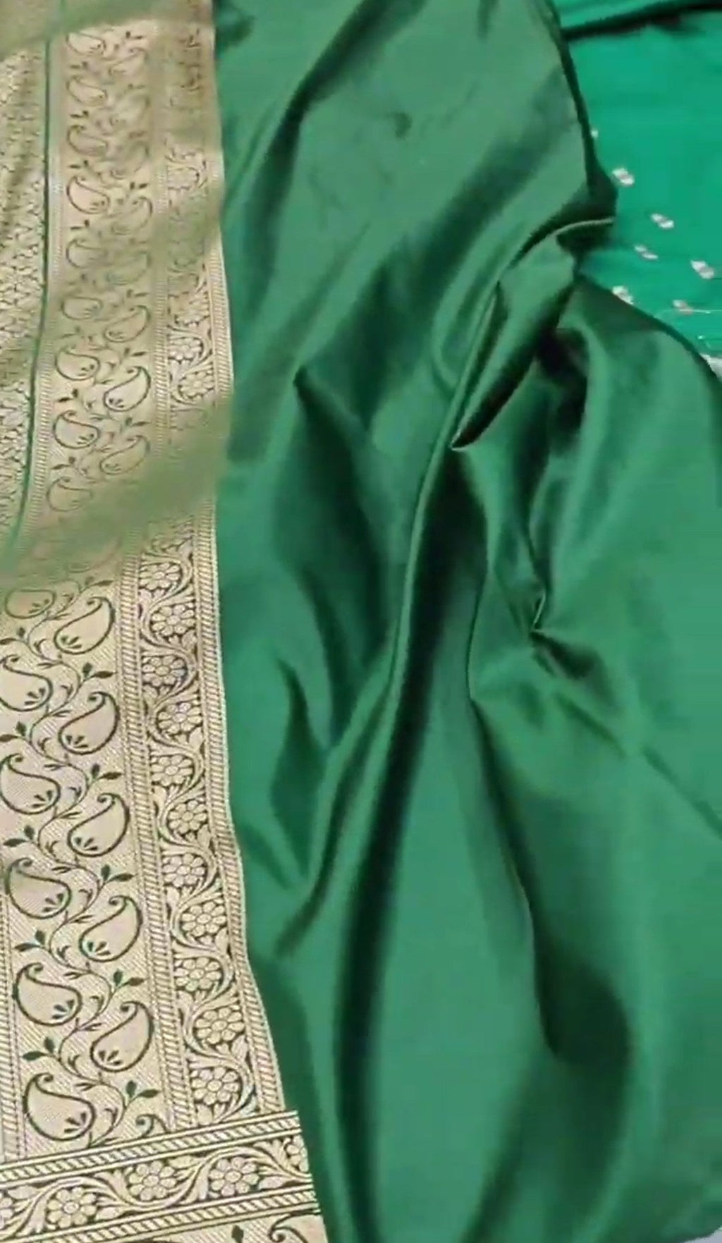 Green Banarasi Mashru Soft Silk Saree