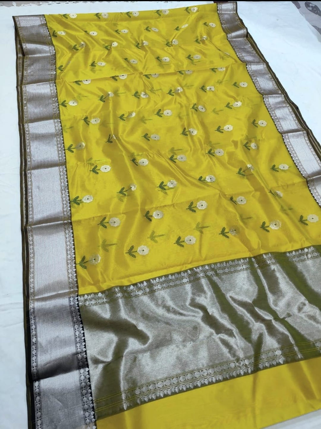 Lemon Chanderi Handloom Pattu Silk Meenakari Nakshi Saree