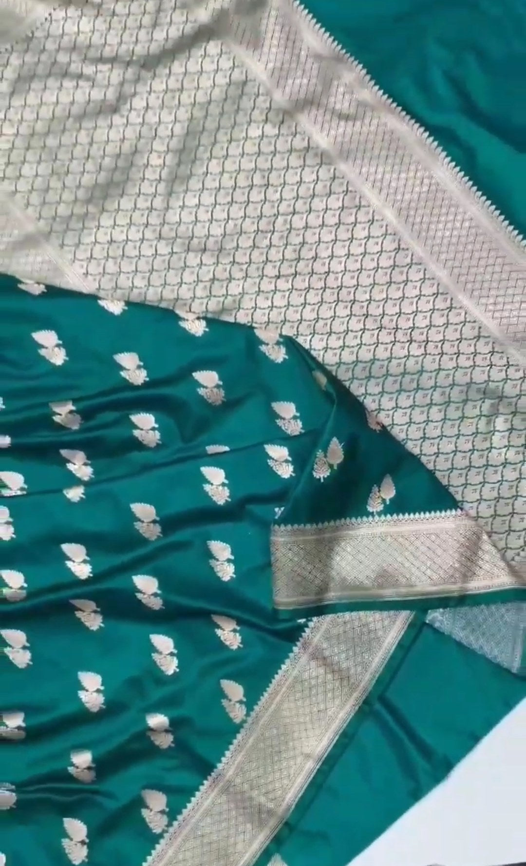 Sea Green Banarasi Mashru Soft Silk Saree