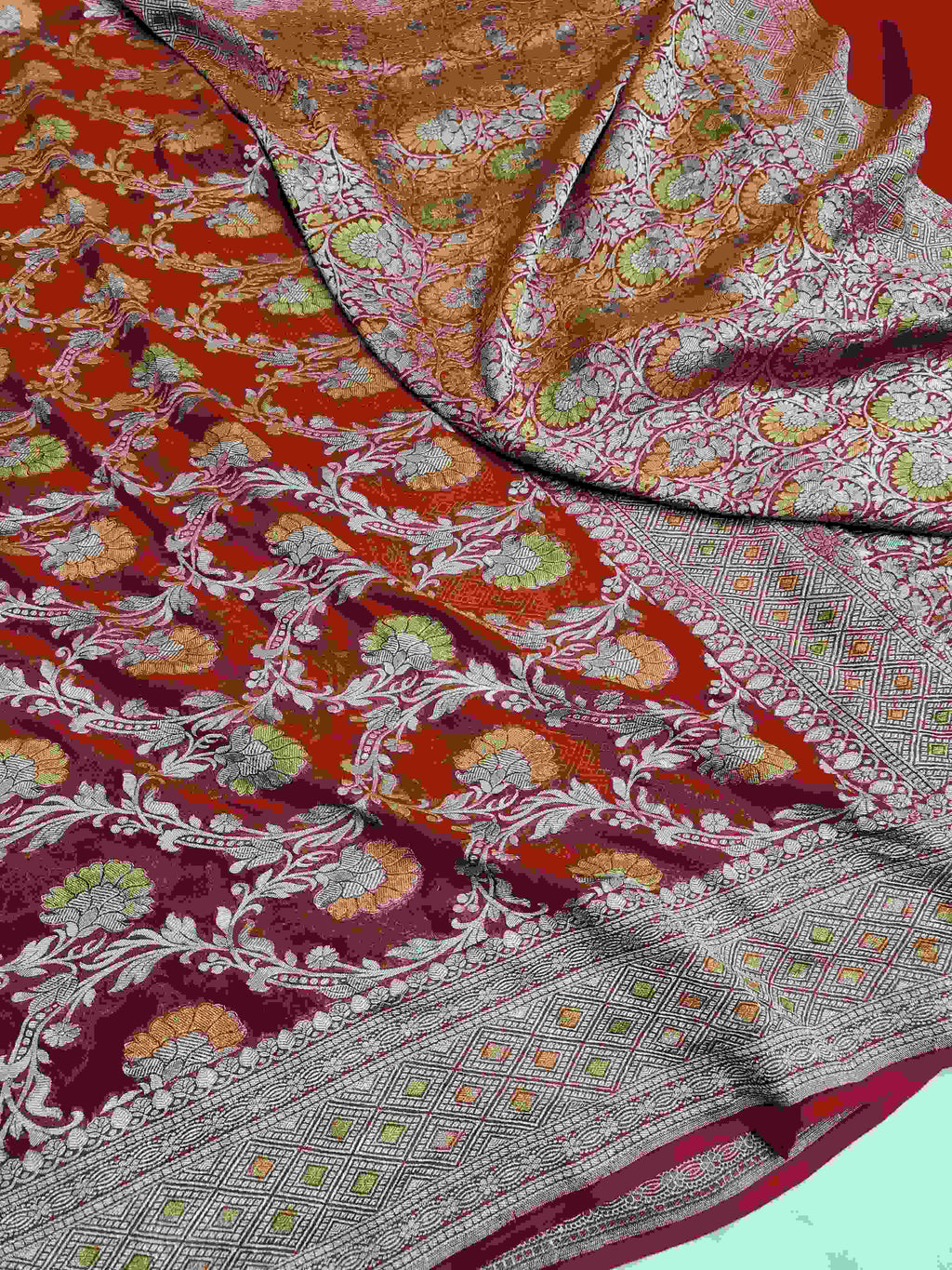 Rød Banarasi håndvævet vand Zari Georgette Silke Saree