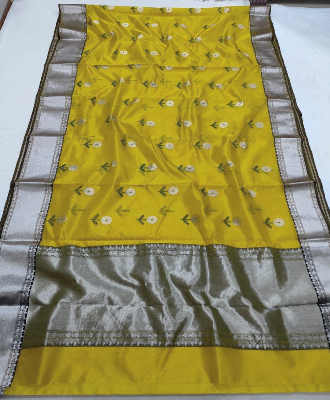 Lemon Chanderi Handloom Pattu Silk Meenakari Nakshi Saree