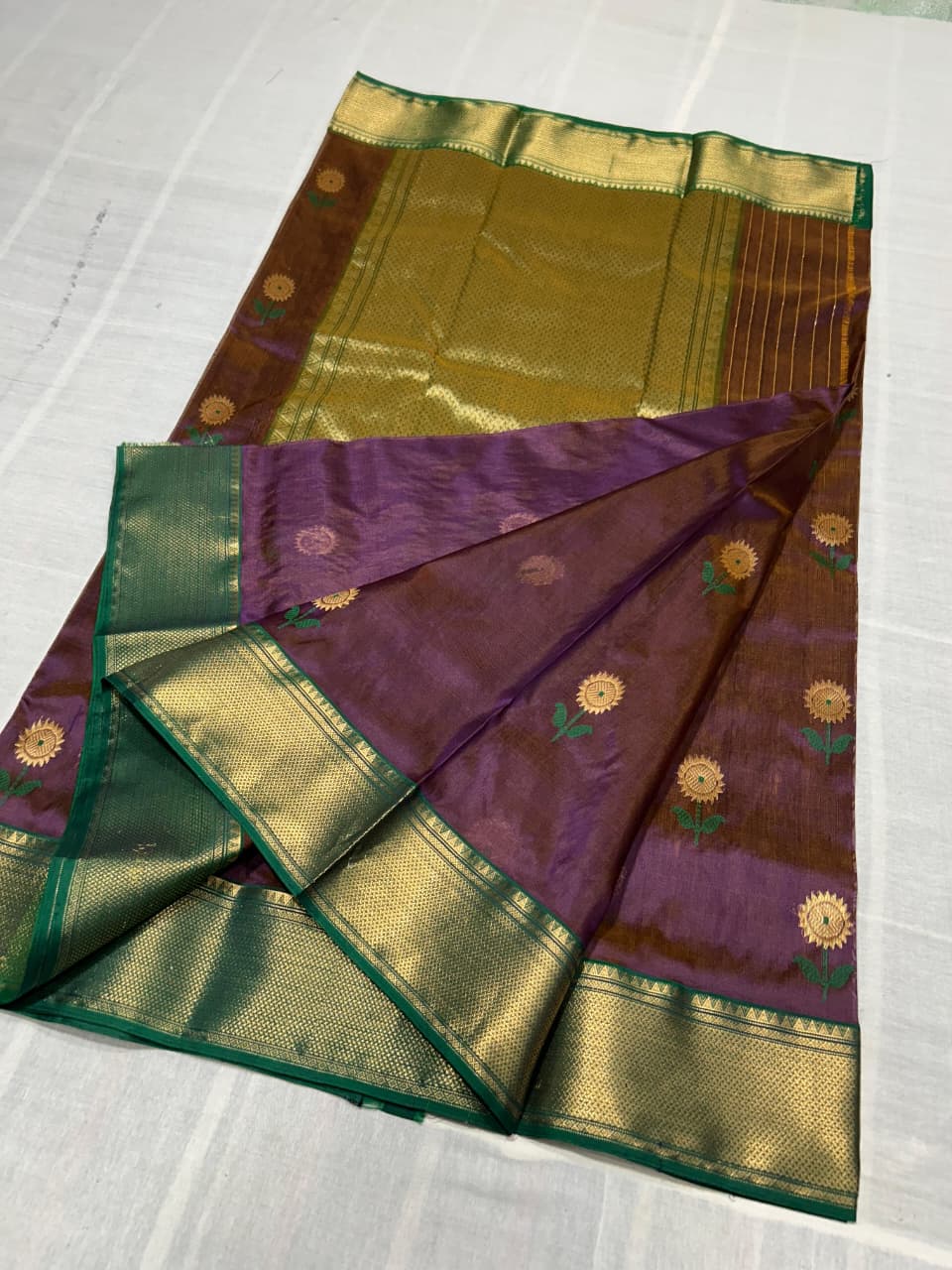 Dual Tone Purple Chanderi Handloom Pattu Silk Meenakari Nakshi Saree