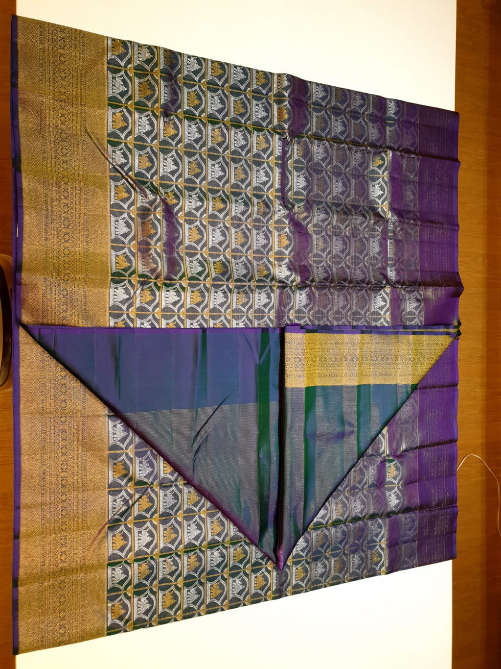 Dual Tone Purple Kanchipuram Handloom 2G Gold Pattu Silk Saree