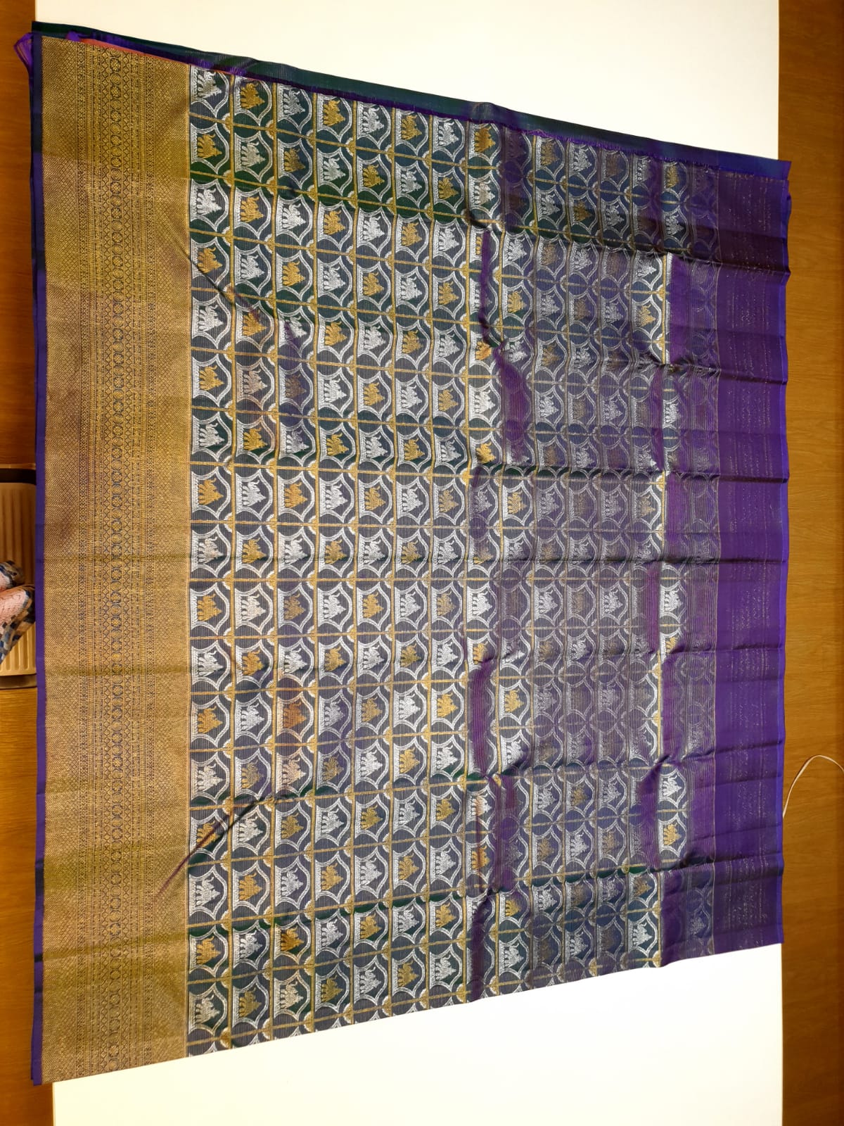 Dual Tone Purple Kanchipuram Handloom 2G Gold Pattu Silk Saree