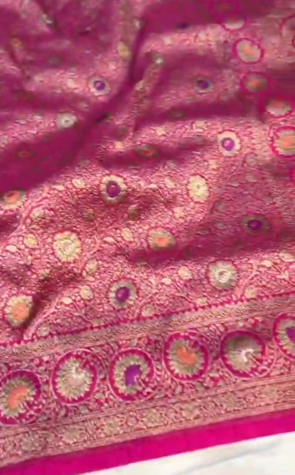 Mørk Pink Banarasi Håndvæv Katan Silk Meenakari Saree
