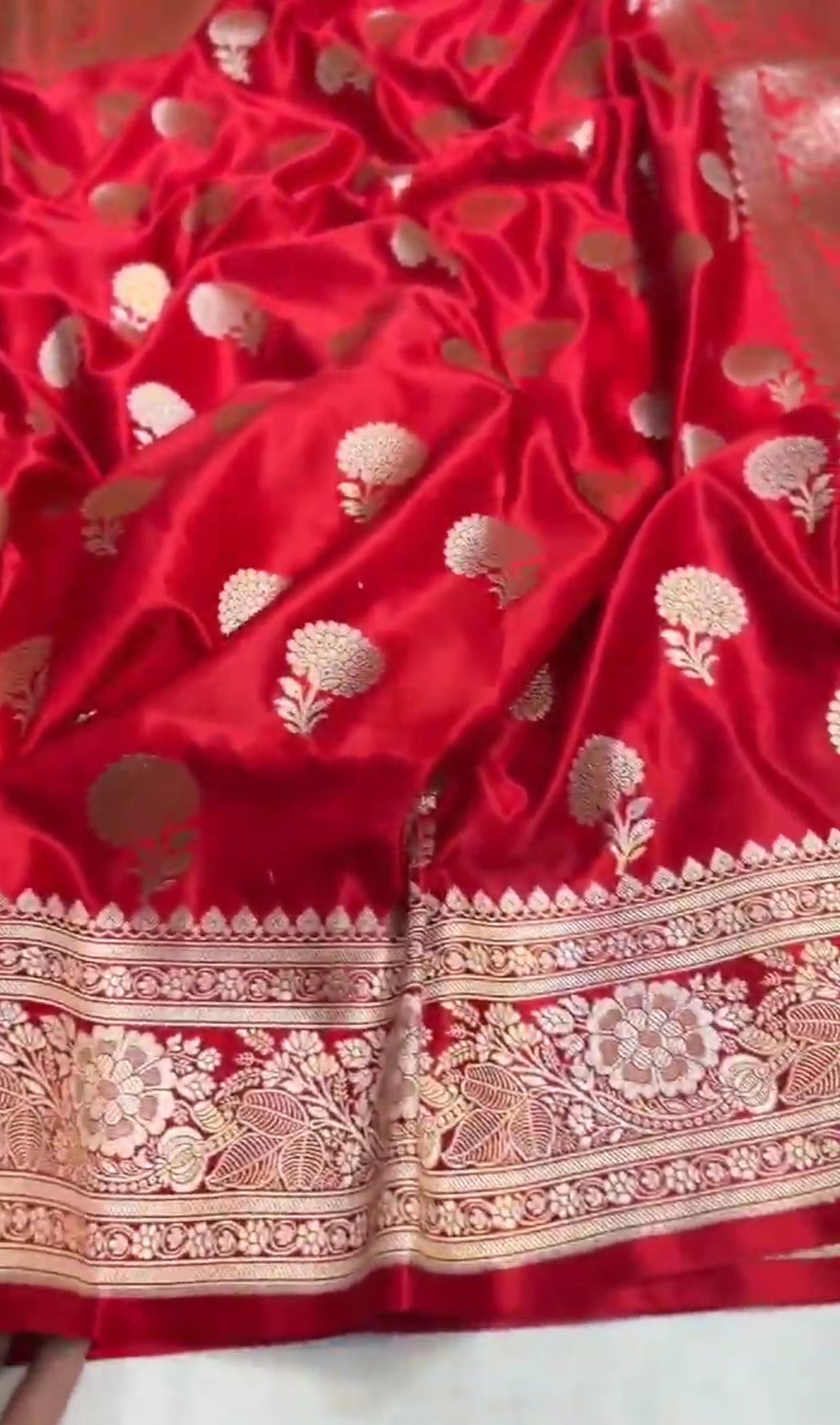 Red Banarasi Mashru Soft Silk Saree