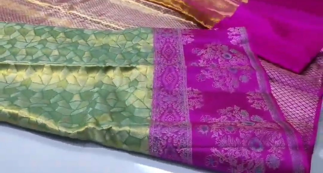 Green Kanchipuram Handloom Tissue Brocade Silk Saree