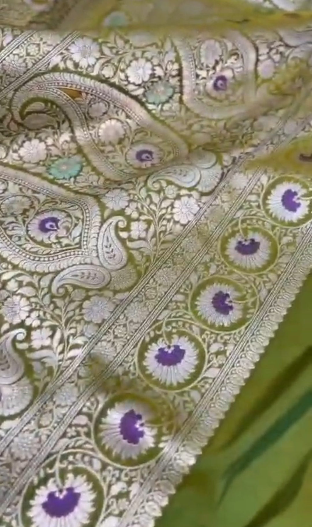 Mehandi Banarasi Handloom Katan Silk Meenakari Saree