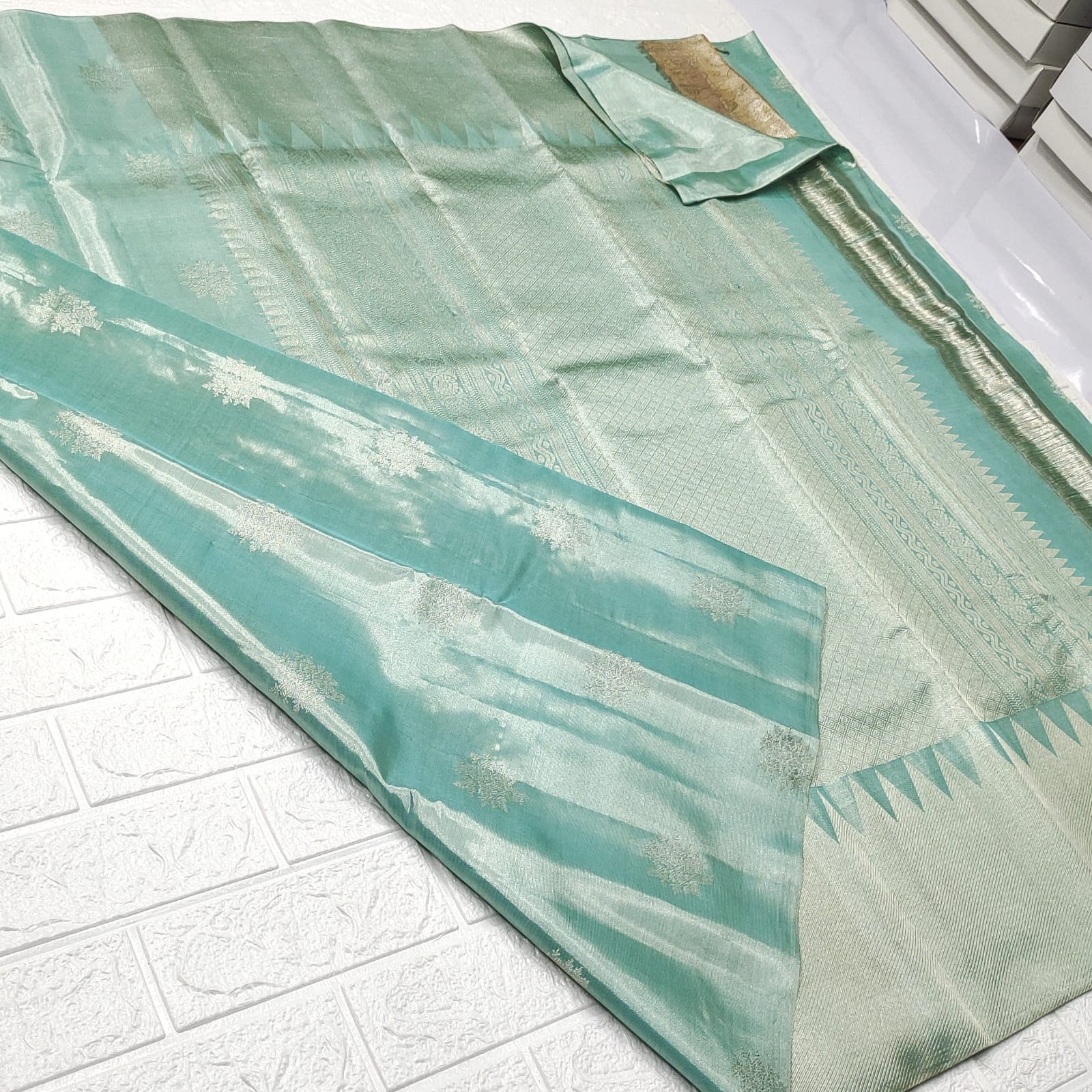 Pastel Shades Kanchipuram Handloom Tissue Silk Borderless Sarees