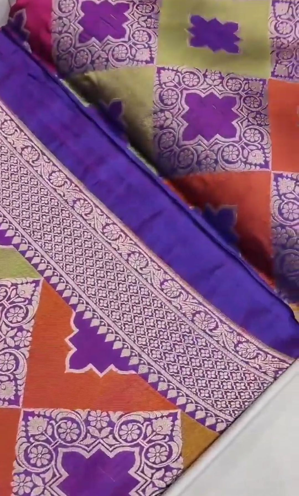 Lilac Banarasi Handloom Katan Silk Rangkaat Meenakari Saree