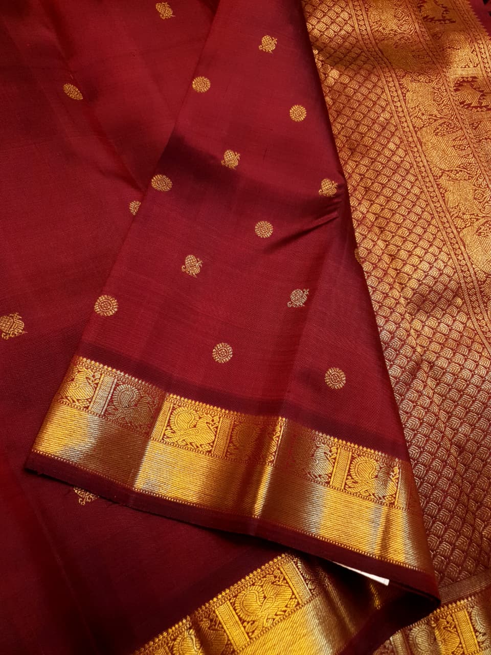 Maroon Kanchipuram Handloom 3G Pure Gold Pattu Silk Korvai Saree