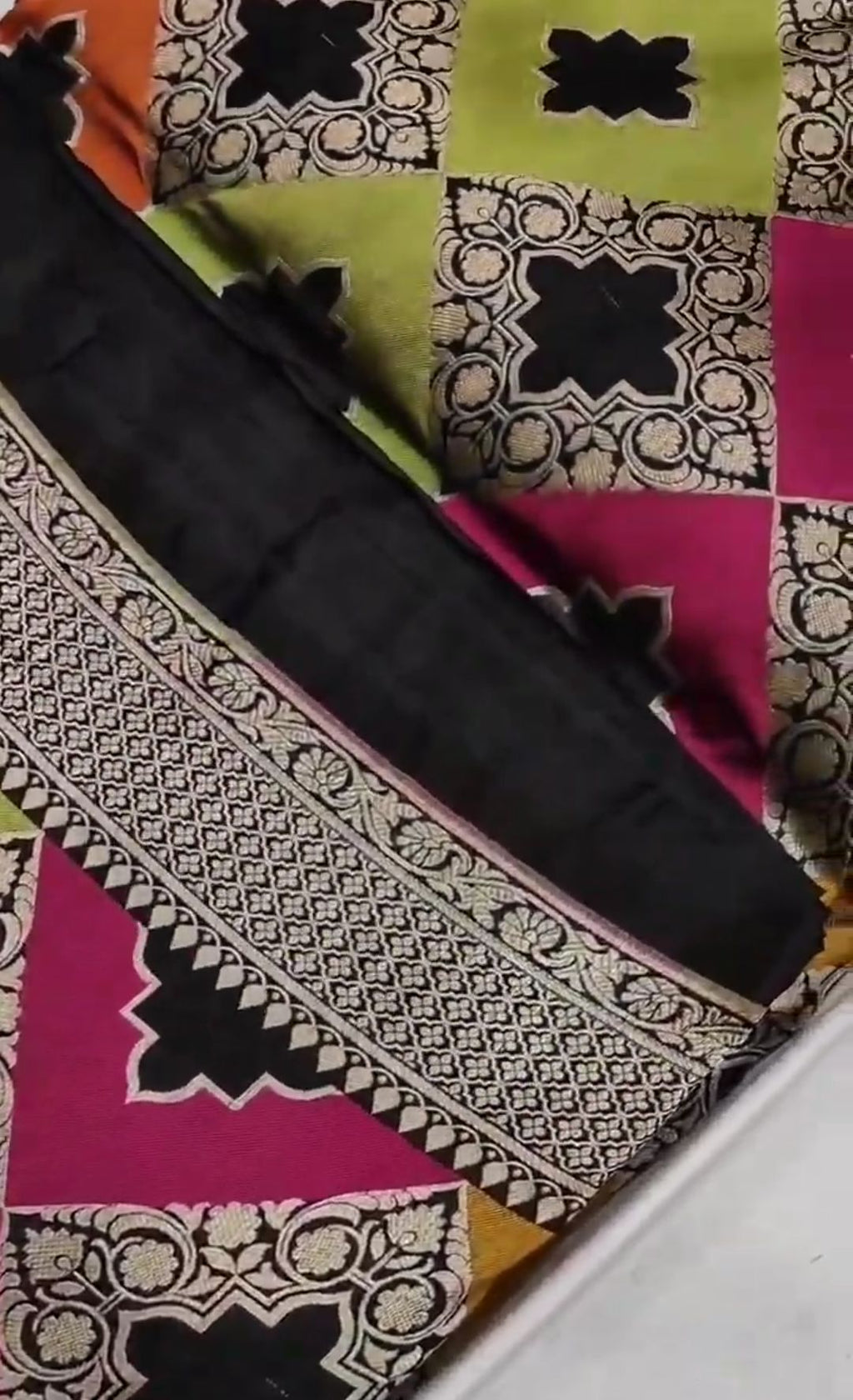 Black Banarasi Handloom Katan Silk Rangkaat Meenakari Saree